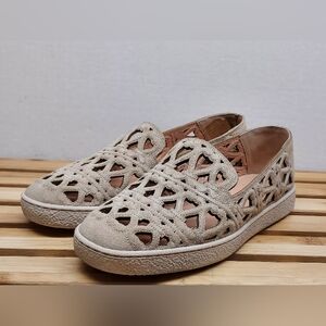 Unutzer Womens | Beige | Leather Flats Shoes Size 37 (6.5 US)